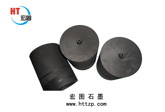 带嘴石墨坩埚.jpg 带嘴石墨坩埚.jpg